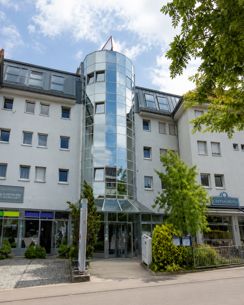 Eingang und Fassade Hotel Central in Winnenden